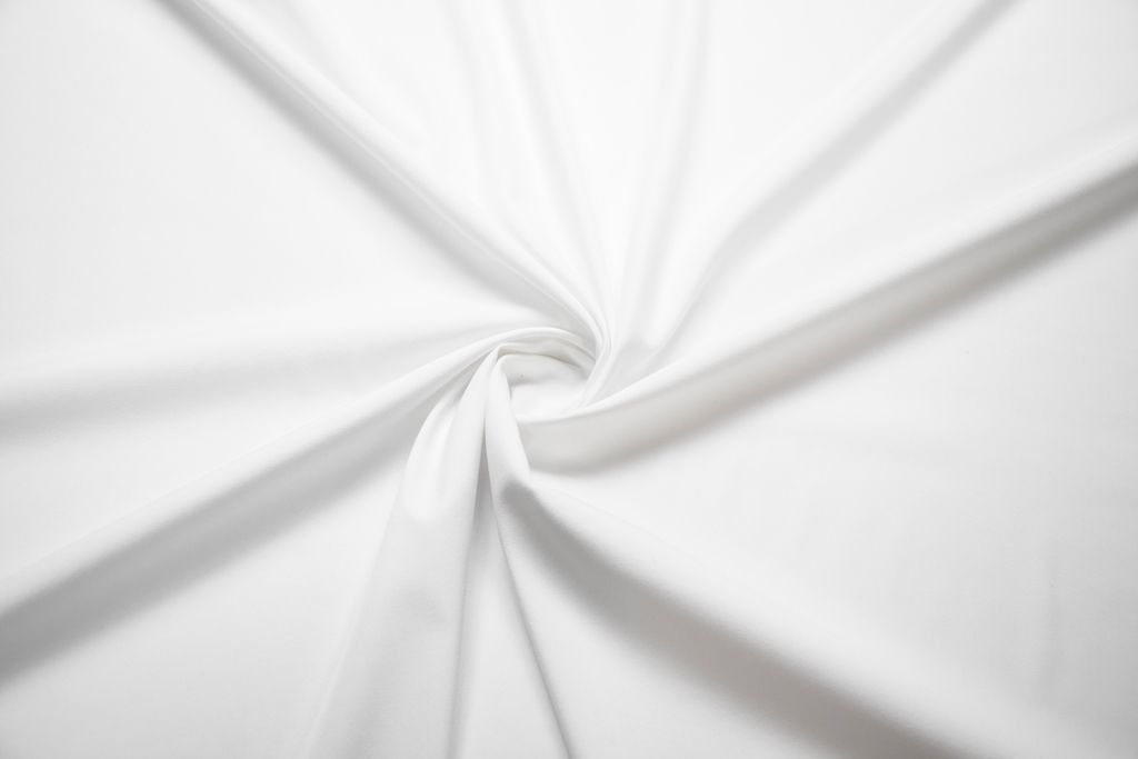 Костюмно-плательная ткань, цвет белыйизображение