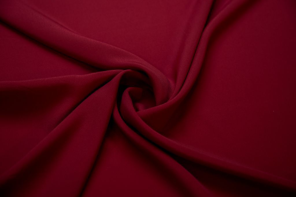Блузочно-плательная ткань твил, цвет темно-красныйизображение