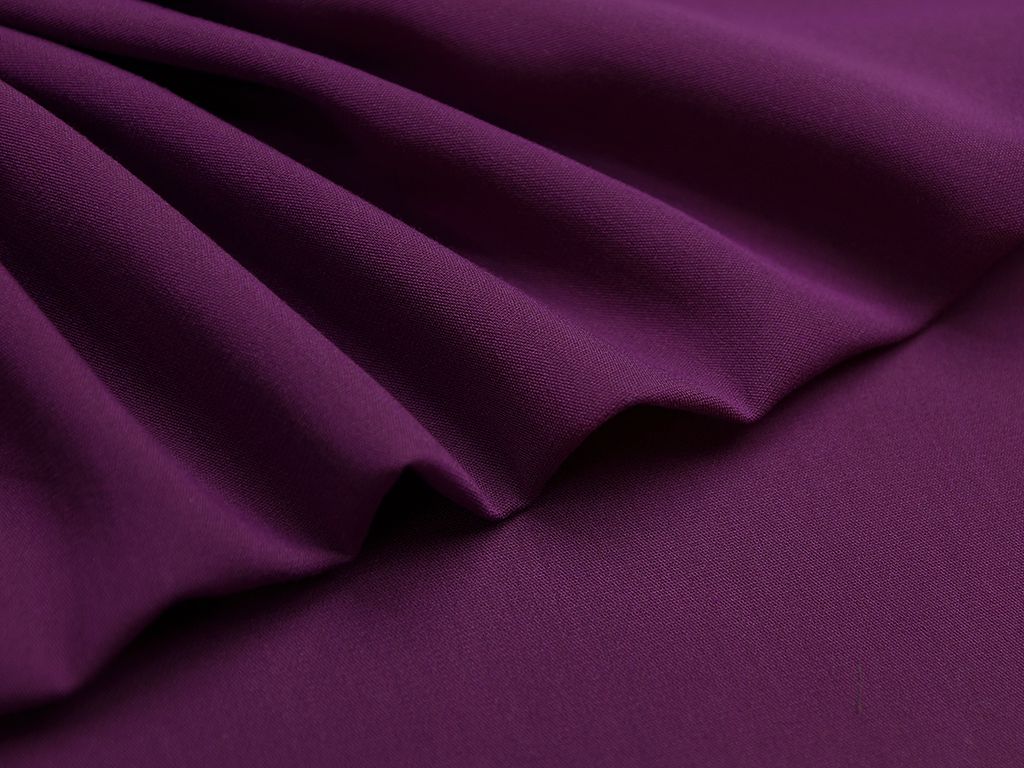 Приобрести Двухсторонняя костюмная ткань насыщенного фиолетового цвета