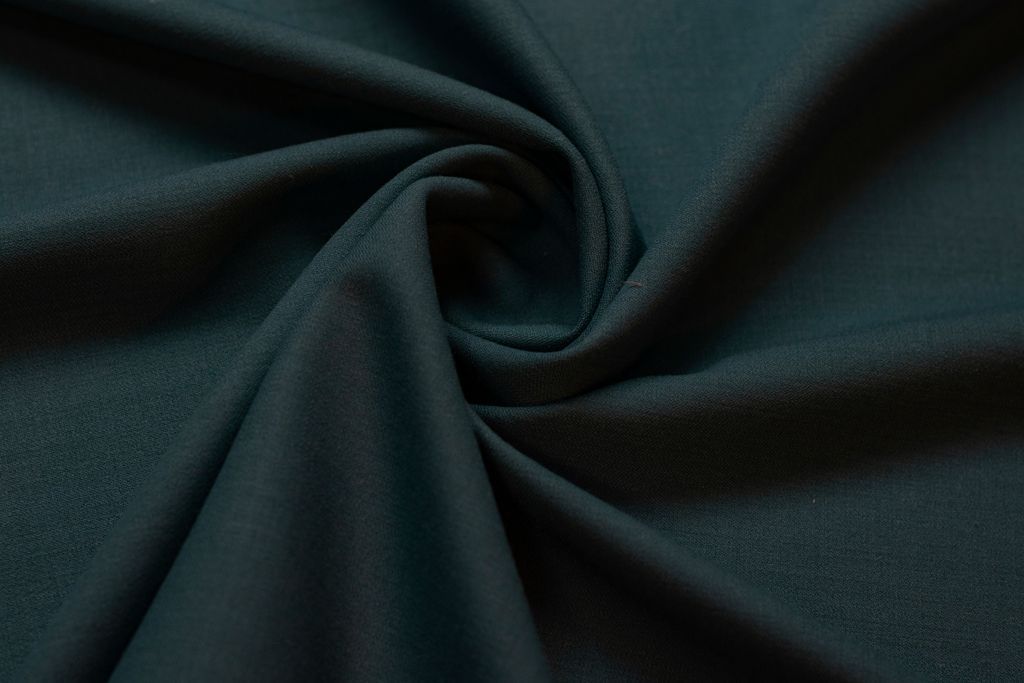 Двухсторонняя костюмная ткань, цвет пасмурного небаизображение
