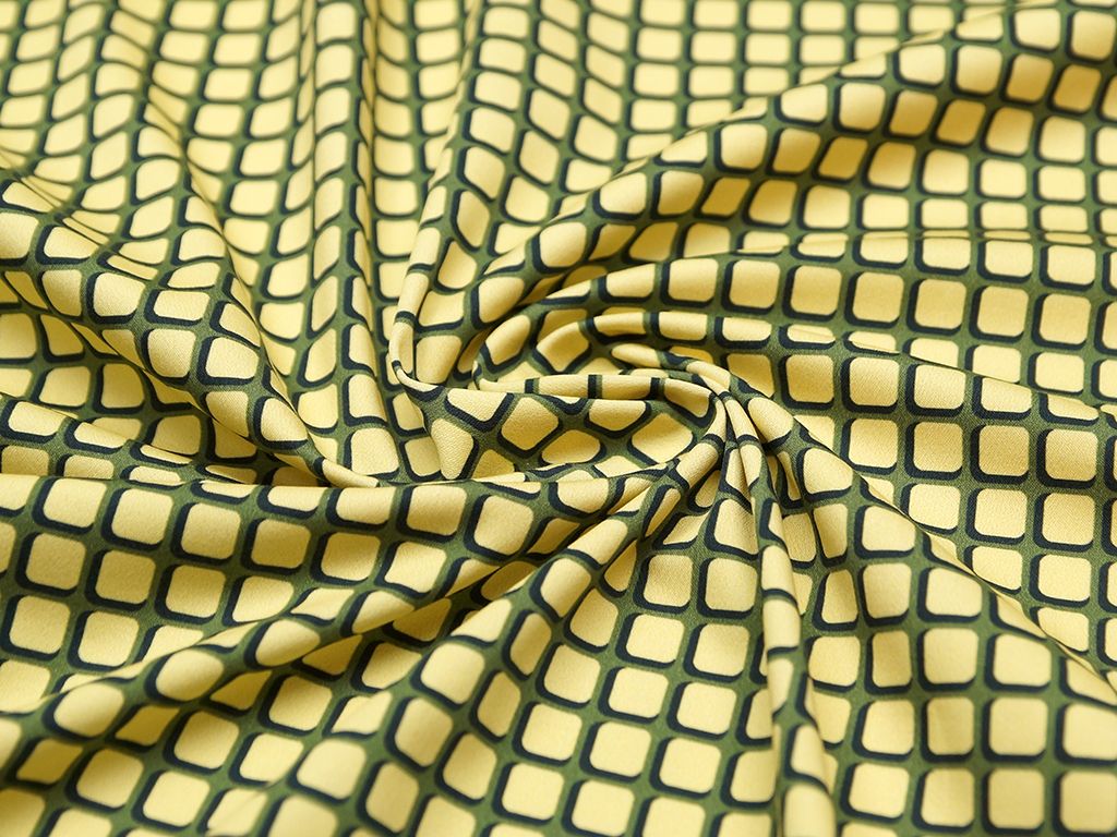 Приобрести Костюмная-плательная ткань с рисунком желтая плитка