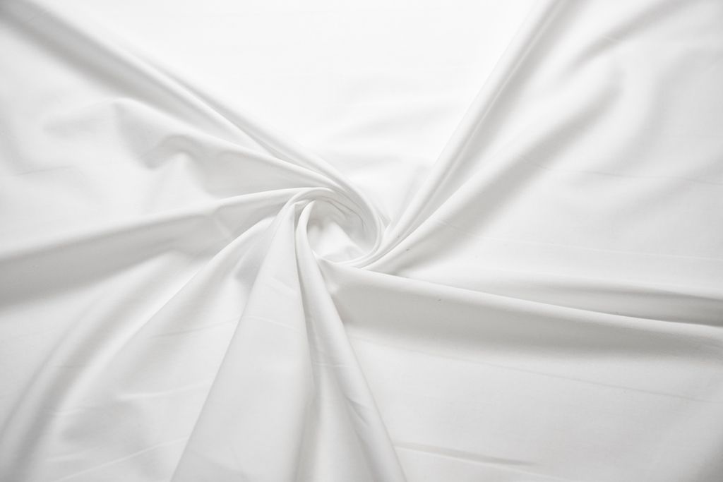 Сорочечная ткань однотонная, цвет белыйизображение