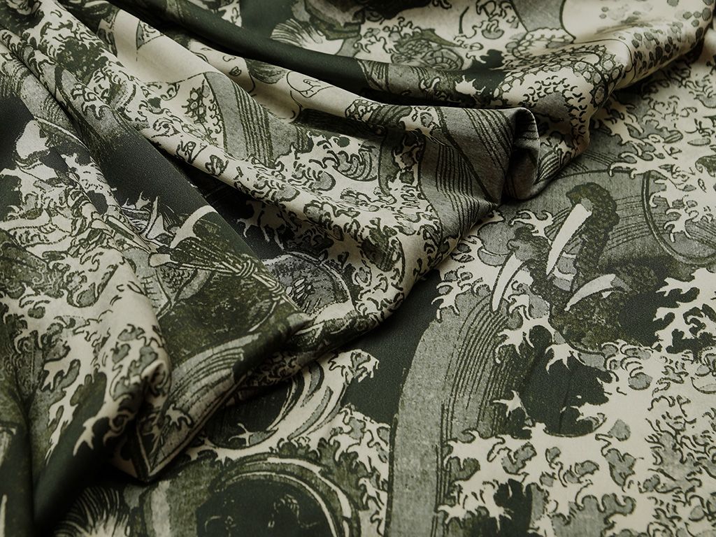 Приобрести Великолепная блузочная ткань с рисунком в японском стиле