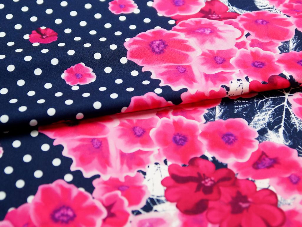 Приобрести Ткань плательная, цвет: на темно синем фоне белый горох с розовыми корсетными цветами в середине