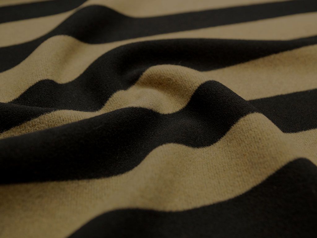 Пальтовая ткань, черно-коричневая полоскаизображение
