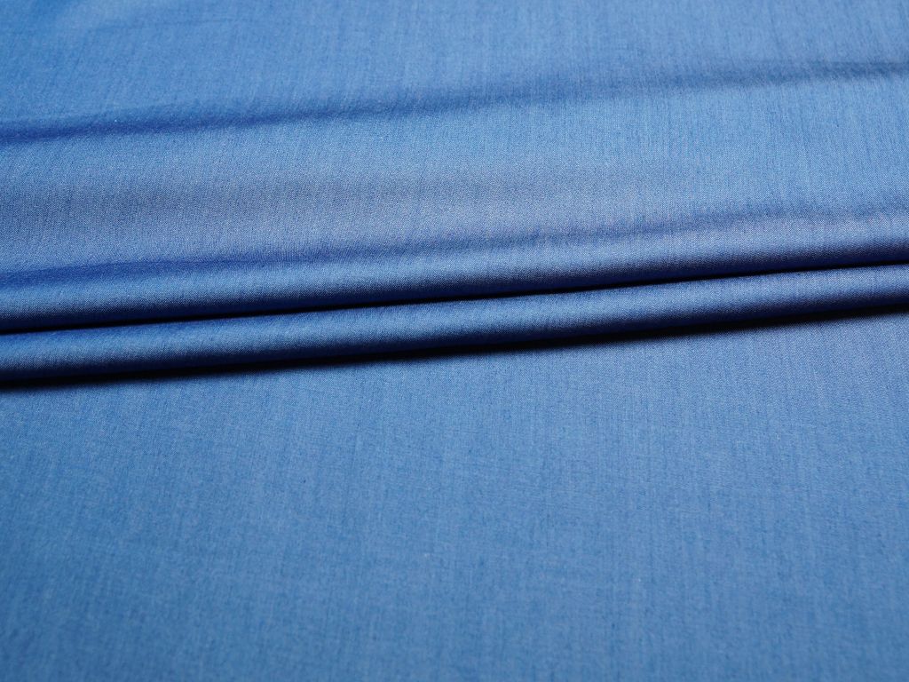Приобрести Рубашечная джинса синего цвета
