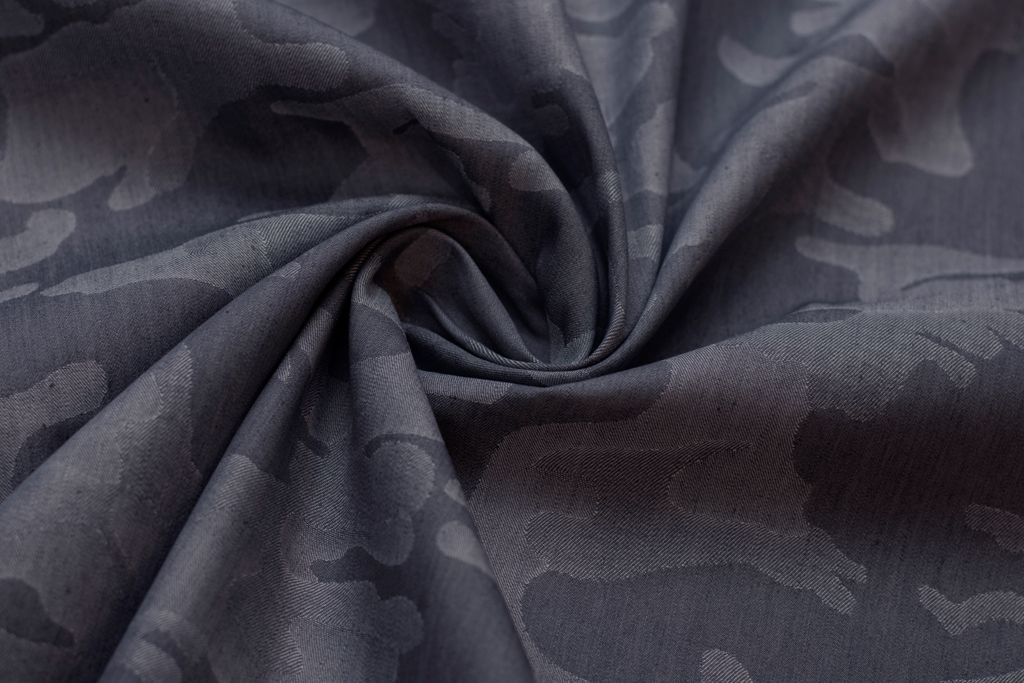 Джинса с камуфляжным принтом, цвет серыйизображение
