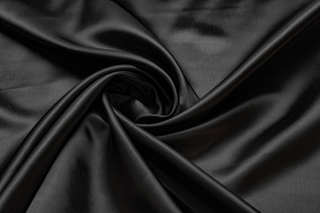 Ткань подкладочная средней плотности, черный цветизображение