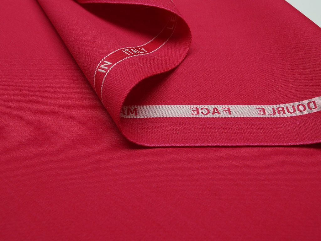 Приобрести Ткань костюмная Лейтмотив, цвет: красно-розовый цв.28