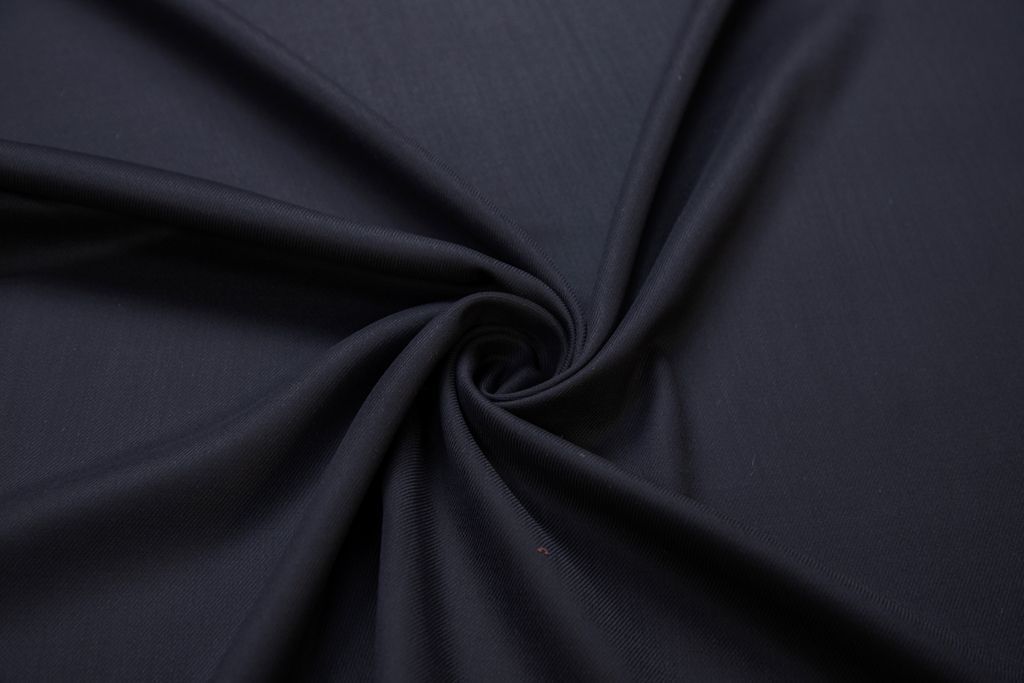 Костюмная ткань в диагональную полоску, цвет черныйизображение