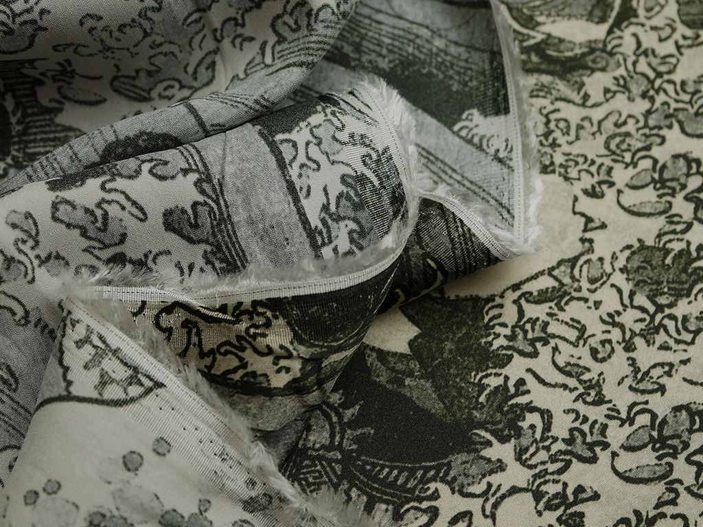 Приобрести Великолепная блузочная ткань с рисунком в японском стиле