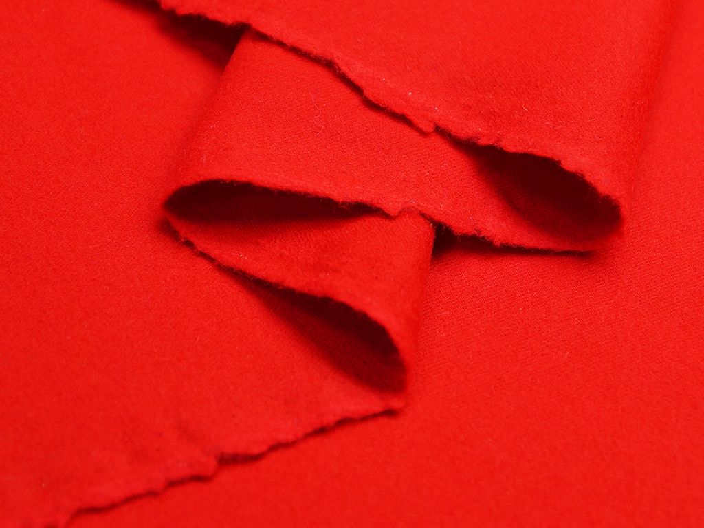 Приобрести Костюмная ткань темно-красного цвета
