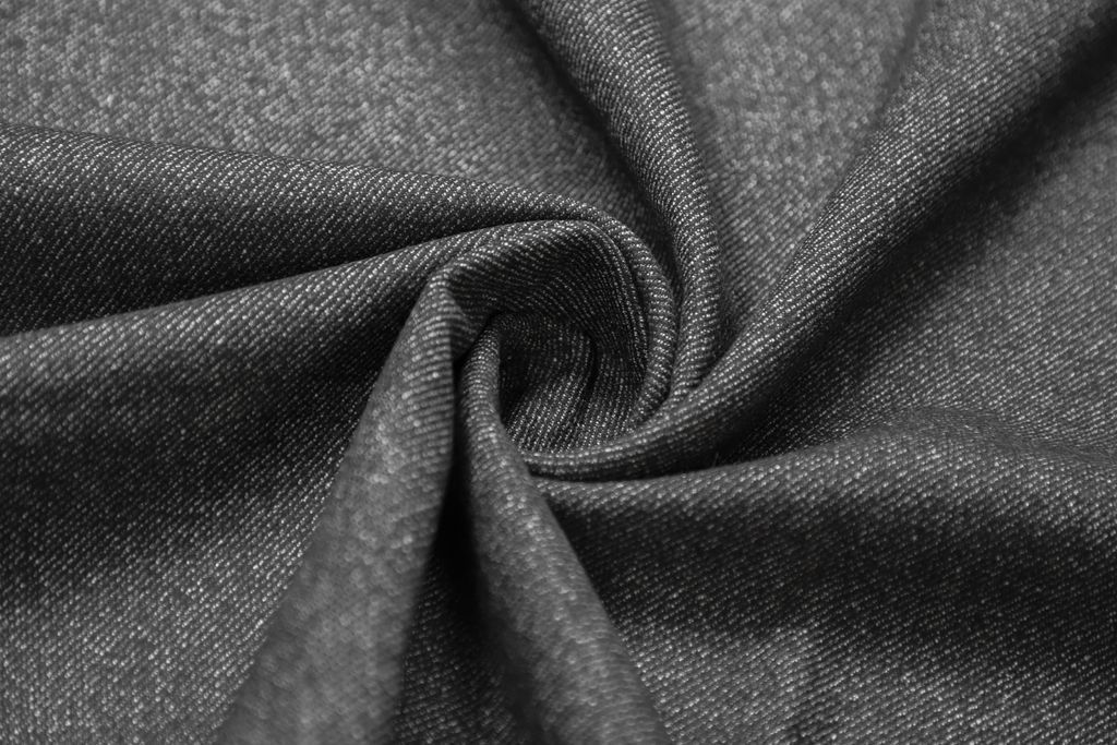 Двухслойная пальтовая ткань с диагональной полоской, цвет черно-серыйизображение