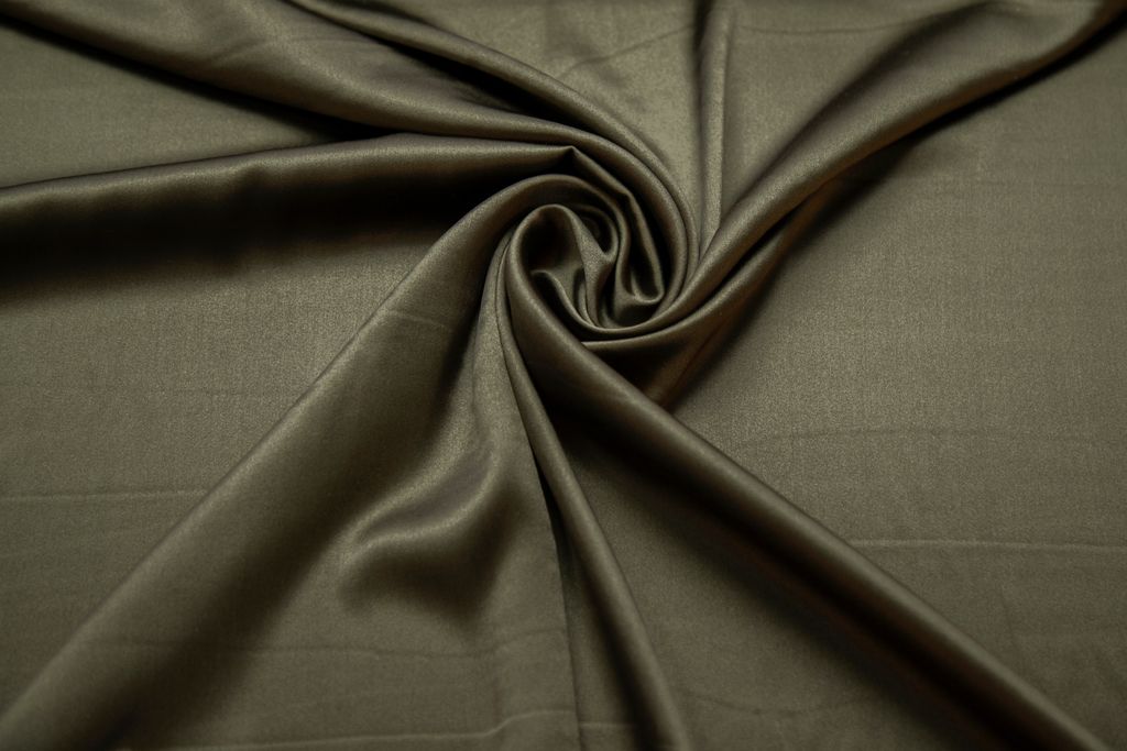 Блузочно-плательный атласный шелк, цвет темно-еловыйизображение