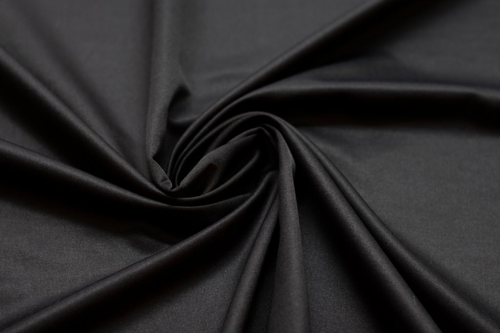 Блузочная ткань с атласным  эффектом, цвет черныйизображение