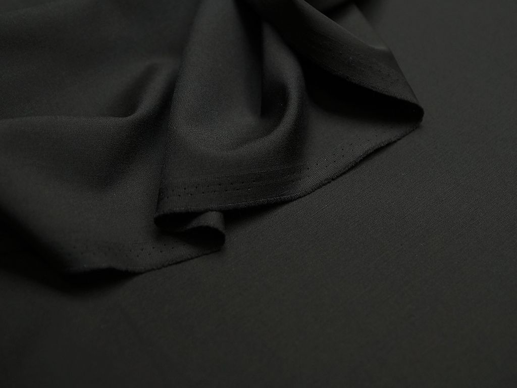 Приобрести Рубашечно-плательная ткань черного цвета