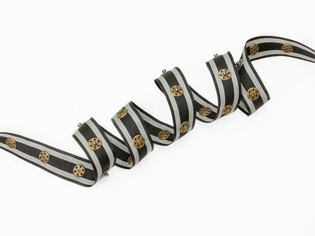 Приобрести Кнопки пластмассовые на тесьме (полиэстер), (папа), ширина 18 мм