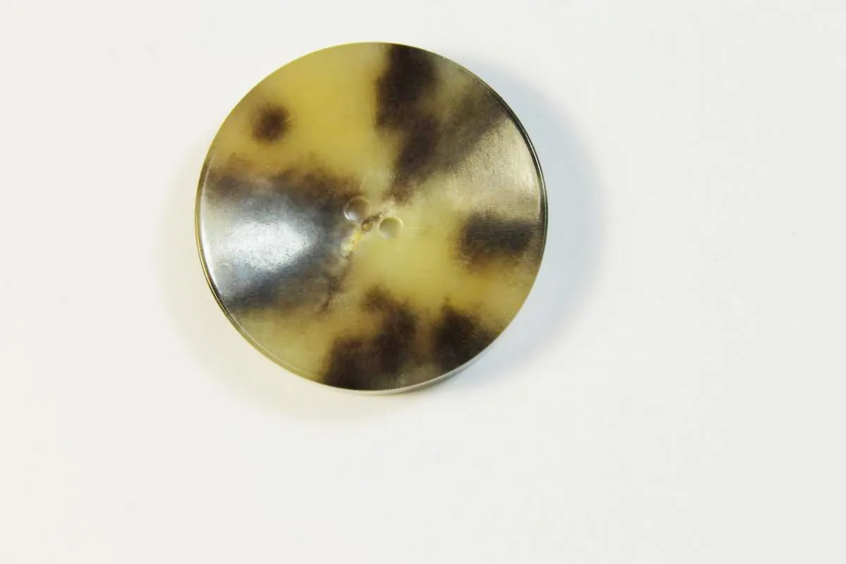 Пуговица пластмассовая, два прокола, коричневый меланж, диаметр 27 ммизображение