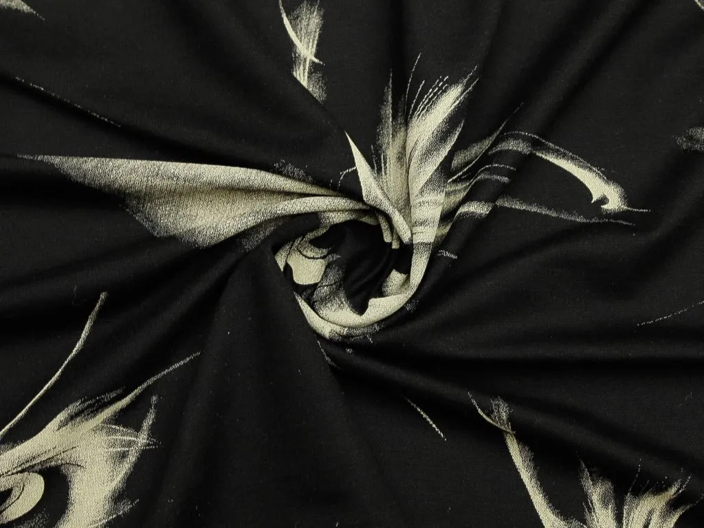 Приобрести Трикотаж, бежевая абстракция на чёрном фоне