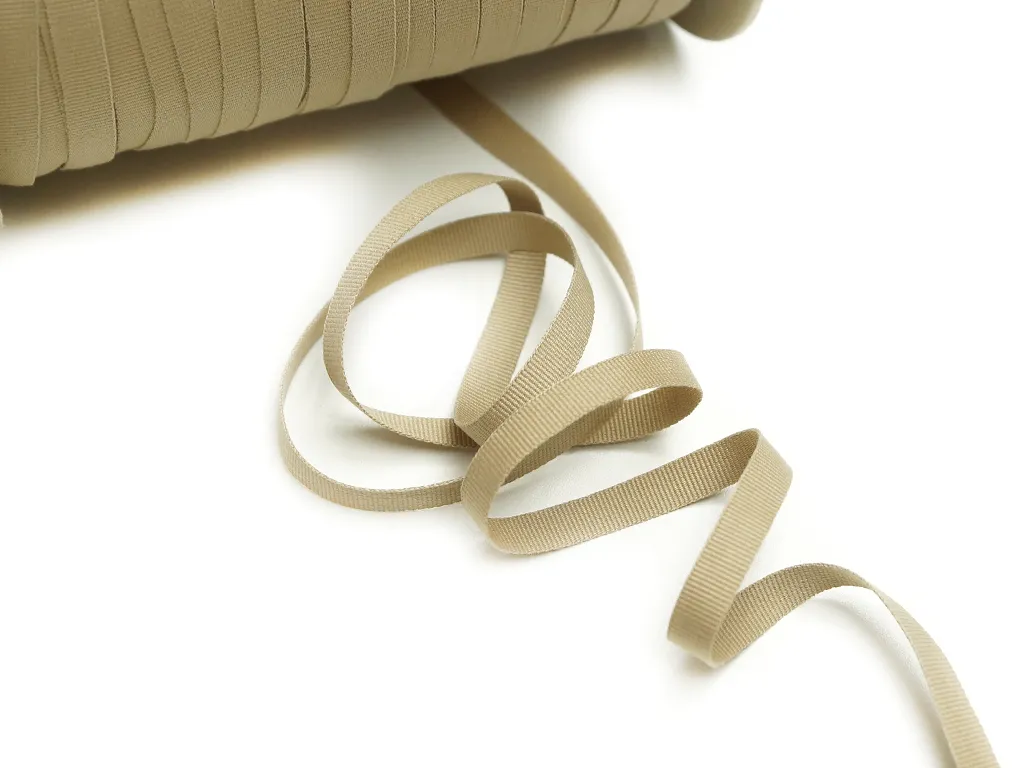 Лента репсовая, бежевого цвета, ширина 10 ммизображение