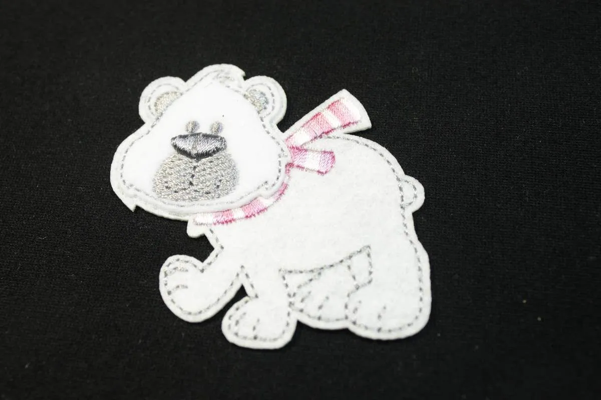 Термоаппликация текстильная  "БЕЛЫЙ МИШКА"  68*60 мм изображение