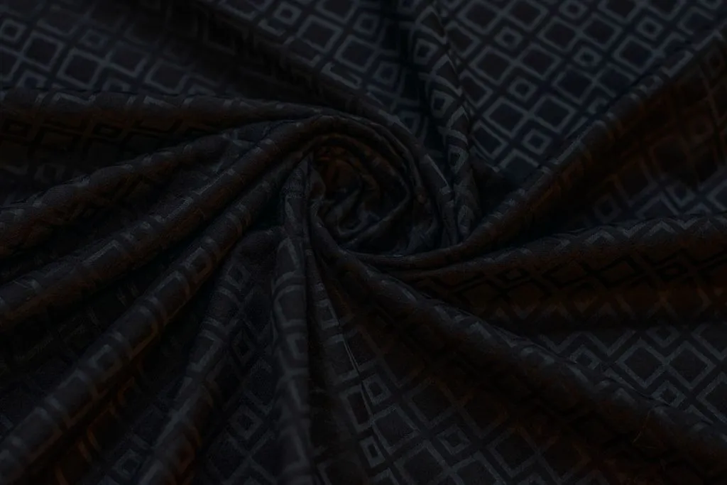 Жаккардовая ткань с рисунком "Ромбы", цвет черныйизображение